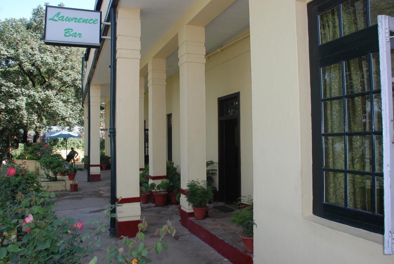 Alasia Hotel Kasauli Kültér fotó